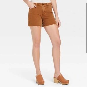 Women's High-Rise Vintage Midi Cotton Jean
Shorts - Universal Thread - Tan Brown
